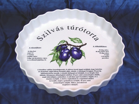 Kép Torta sütőforma recepttel, szilva dekor 