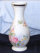 Kép Szálas váza francia rózsa dekorral
